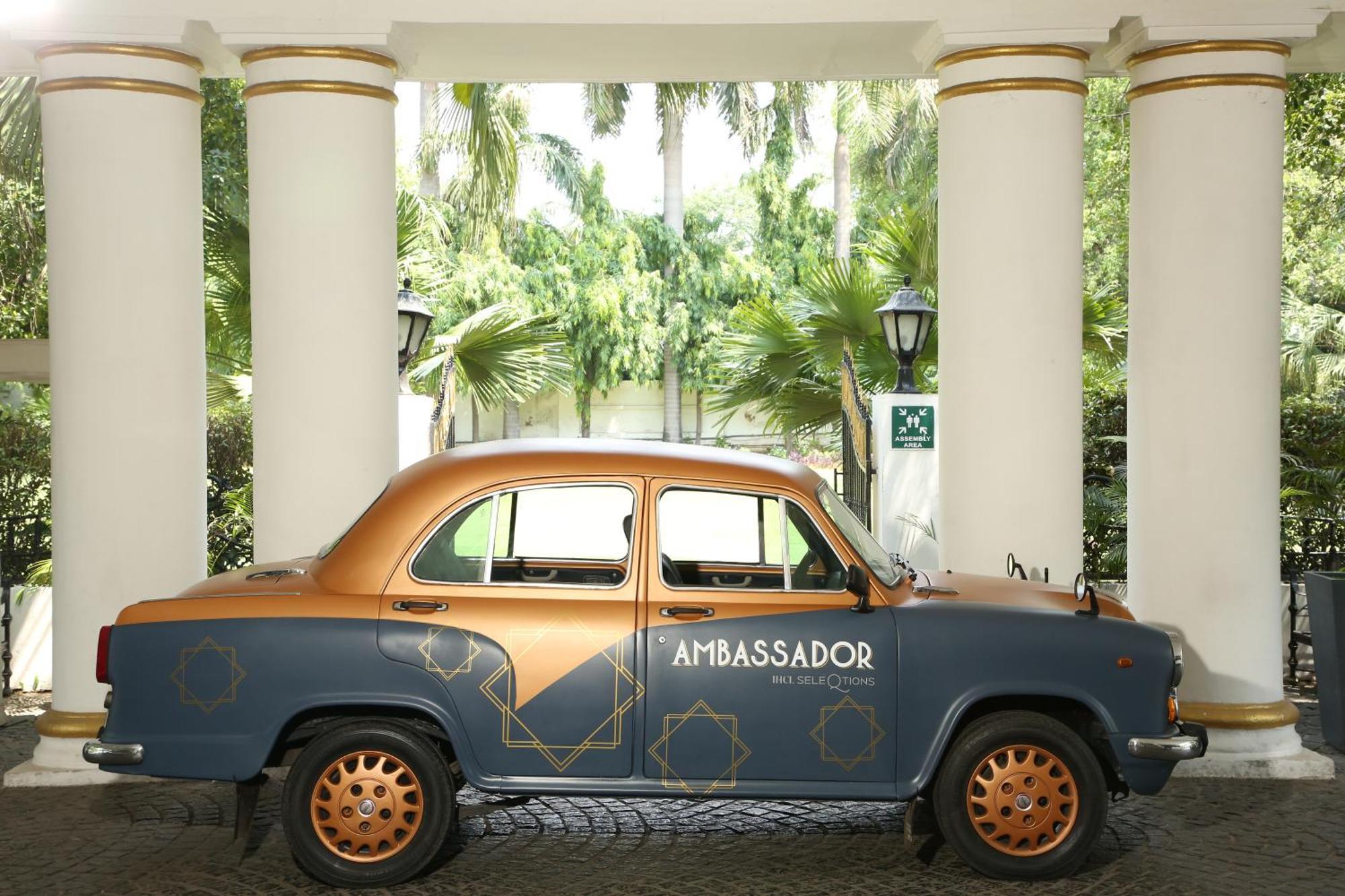 大使-Ihcl精选酒店 新德里 外观 照片 Ambassador car